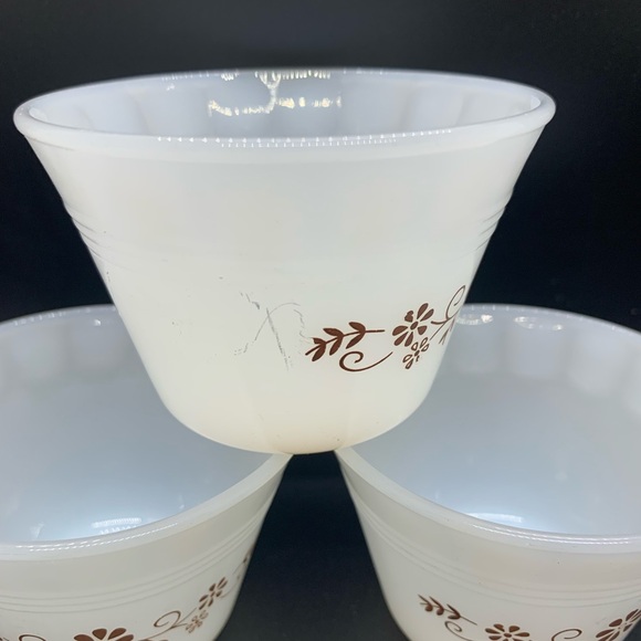 Set of 5 Vintage DYNAWARE Custard cups/bowls - Picture 4 of 6